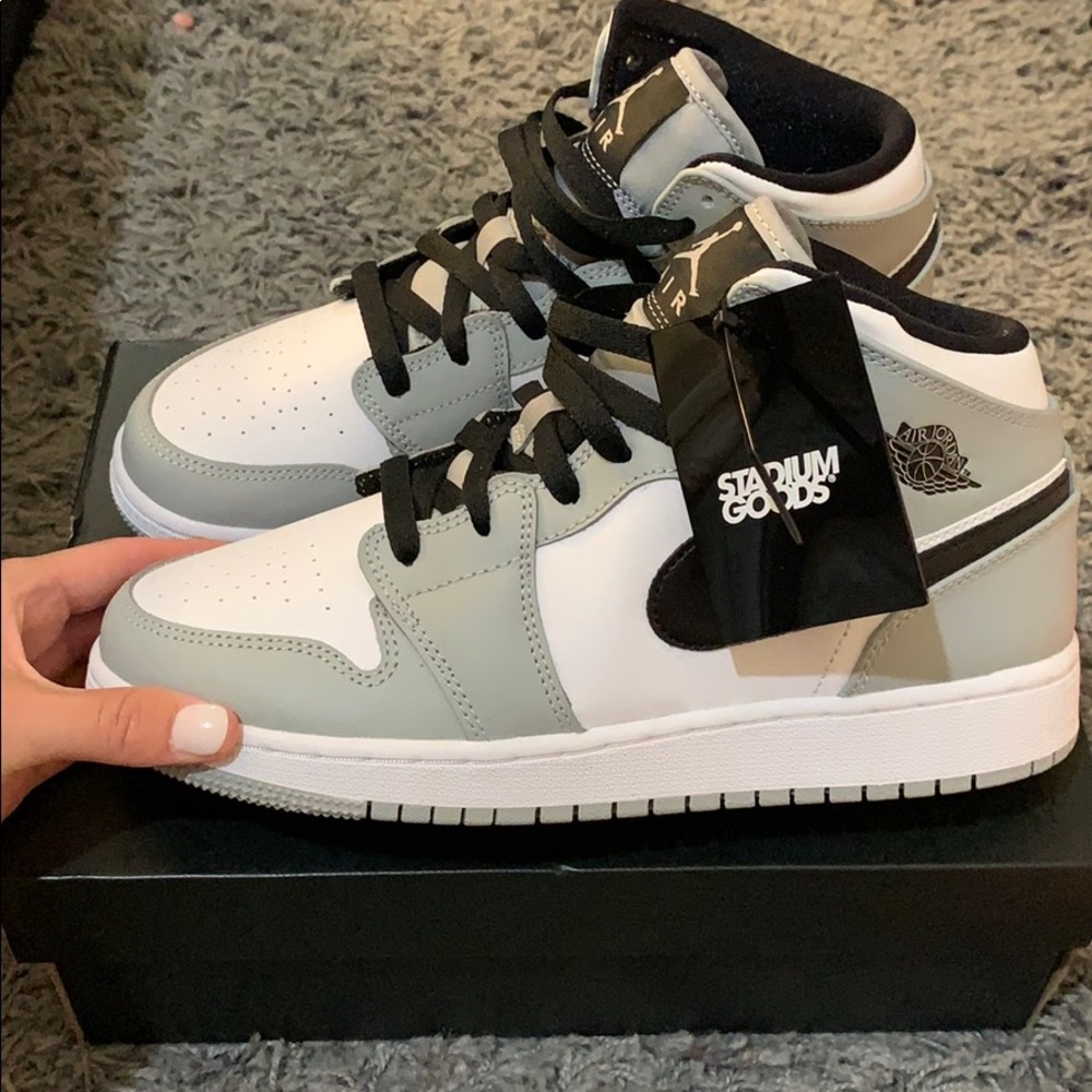 Air Jordan 1 Mid GS
